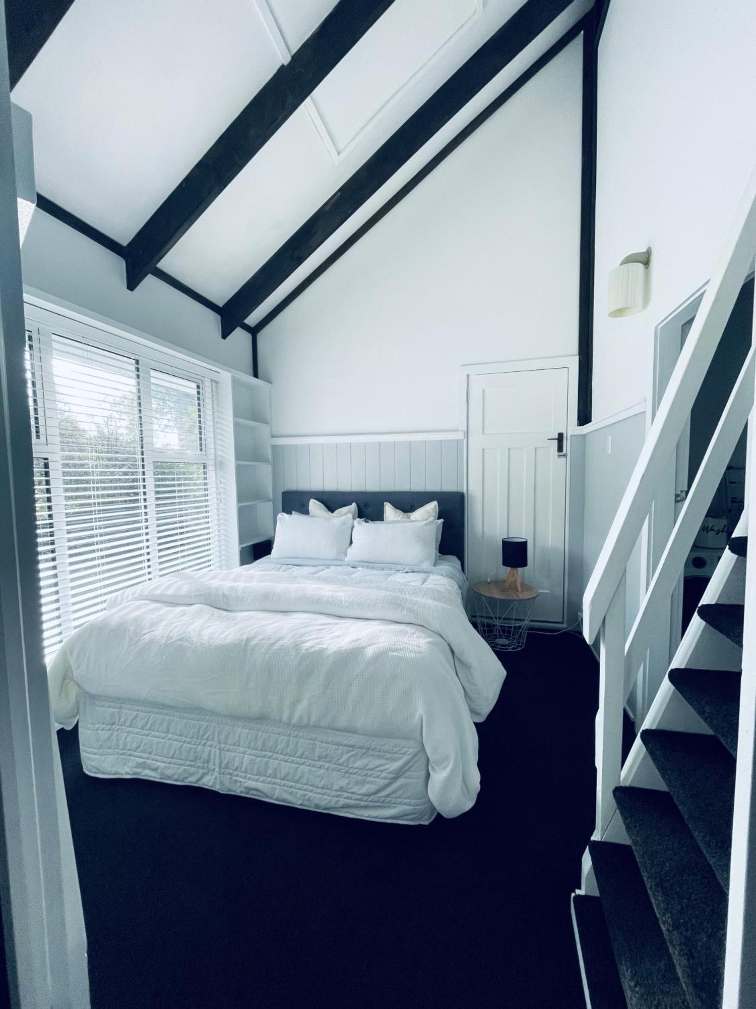 Experience Heritage, Live Modern Upper Hutt Buitenkant foto